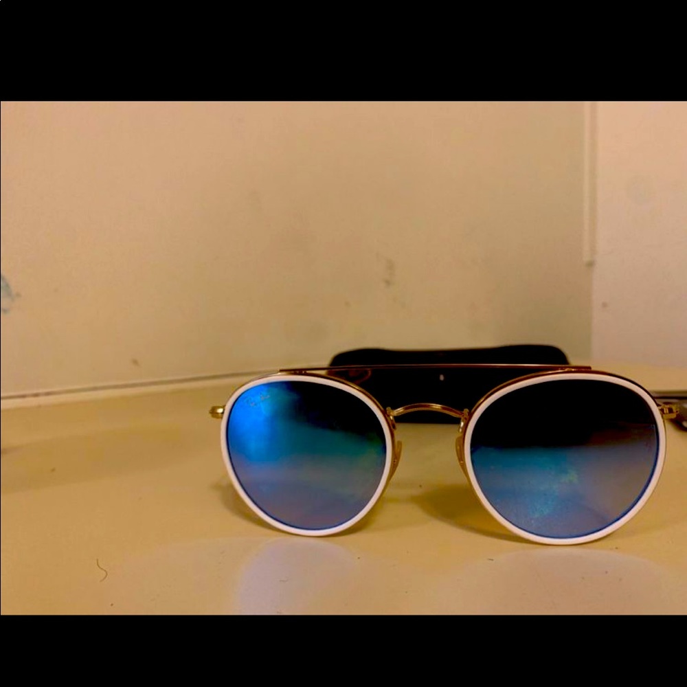 Ray bans brand new in case - Picture 1 of 1